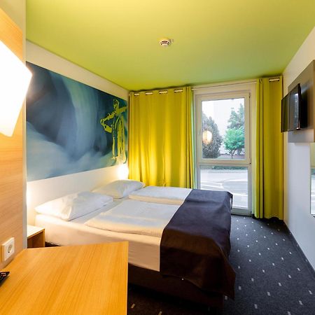 B&B Hotel Krefeld Luaran gambar